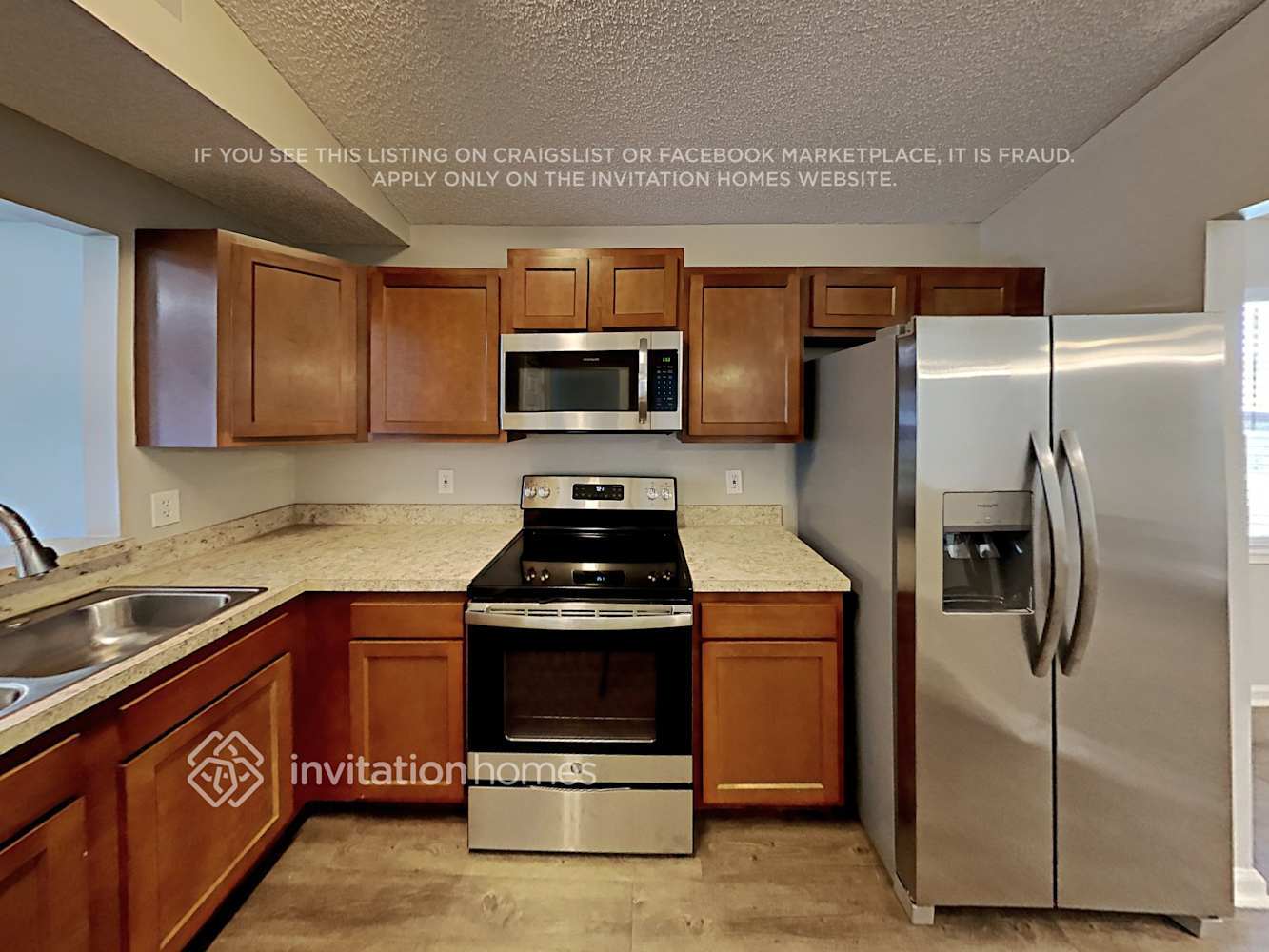 Building Photo - 2750 Lantana Lakes Dr W