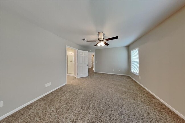 Building Photo - 9806 Arrowgrass Dr