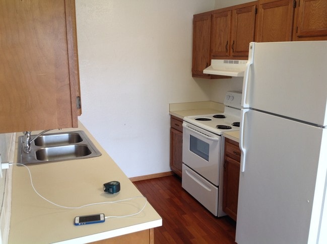 Building Photo - 450 Stratford Way