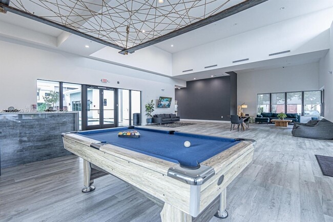 Building Photo - 813 NW 45th Terrace