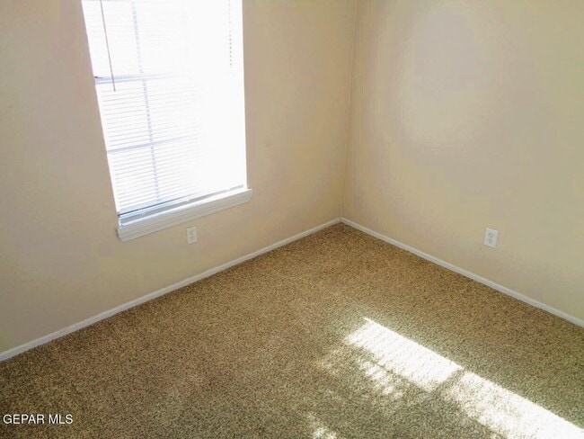 Building Photo - 309 Turnstone Dr