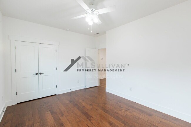 Building Photo - 1121 Crested Jay Dr