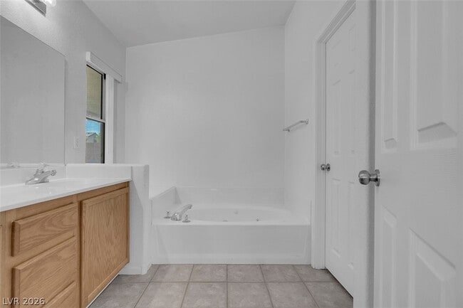 Building Photo - 2007 Mountain Sunset Ave