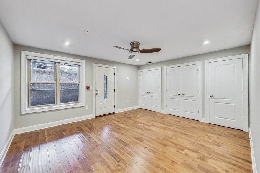 Building Photo - 1429 Clifton St NW