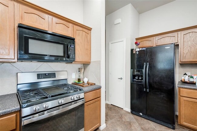 Building Photo - 2408 Elara Dr