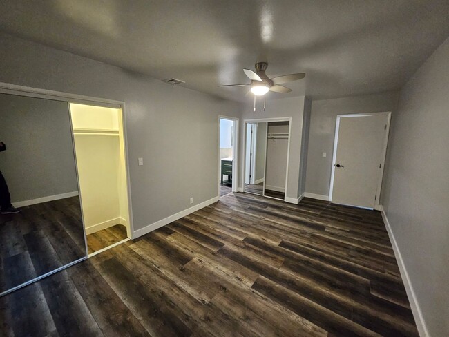 Building Photo - **Available now!** Spacious 3-Bedroom Home...