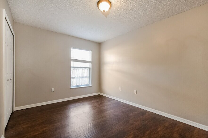 Building Photo - 936 Welch Hill Cir