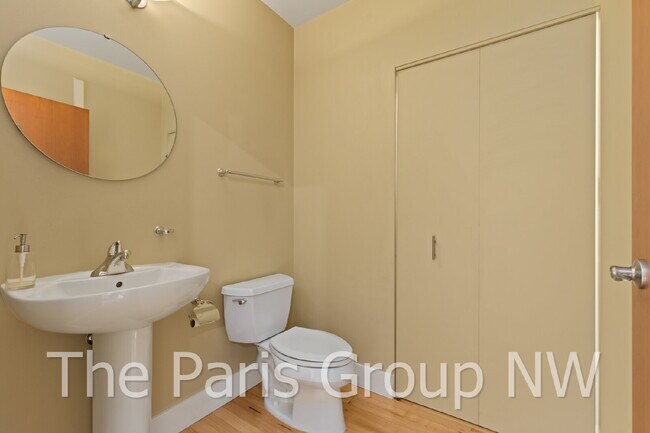 Building Photo - Exceptional 2 Story CapHill Condo * 2 Pkg Spaces, EV Charger & Rooftop Views