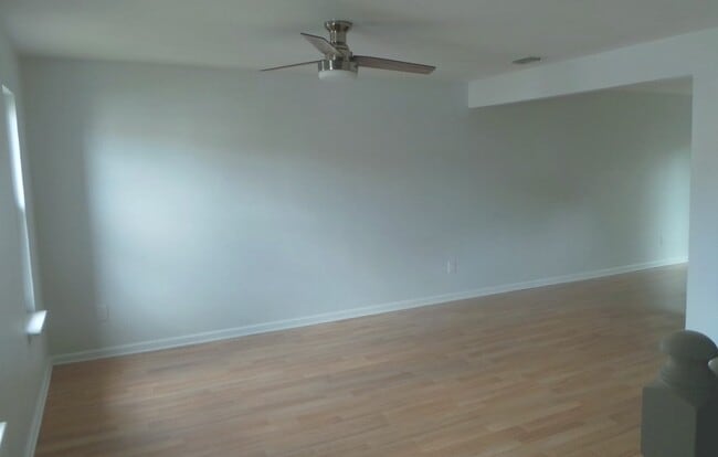 Building Photo - 1441 Canadian Ct