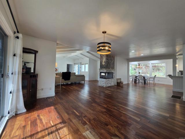 Building Photo - 1165 Midway Dr