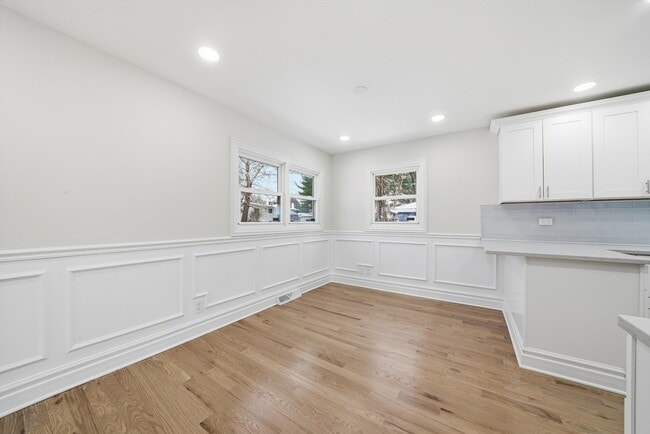 Building Photo - 15409 S Union Pl