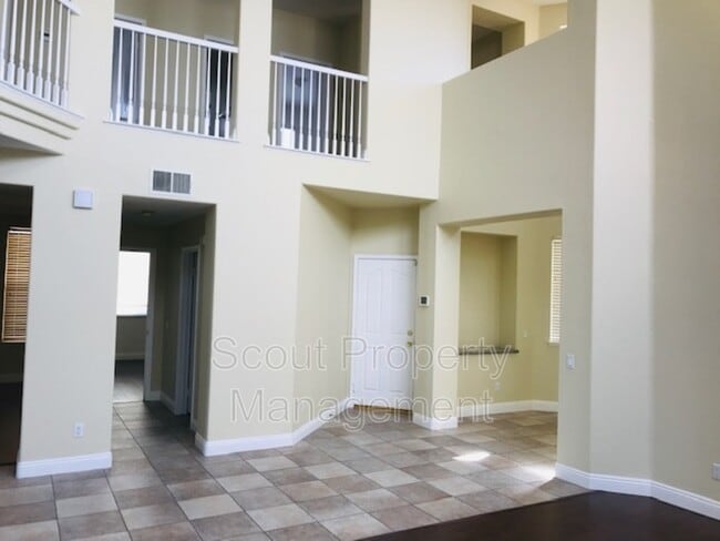 Building Photo - 33454 Twin Hills Way