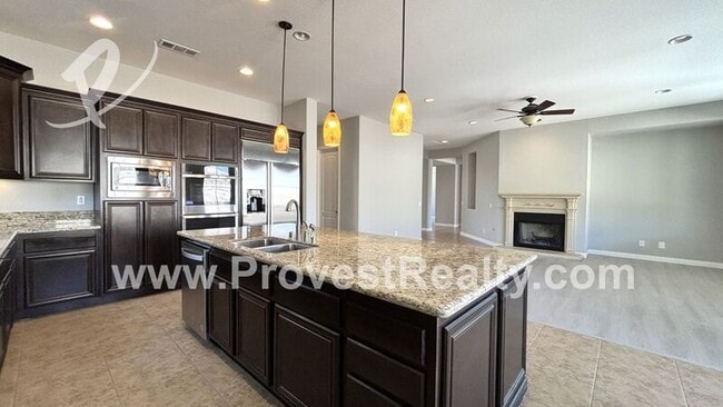 Building Photo - 19416 Chuparosa Rd