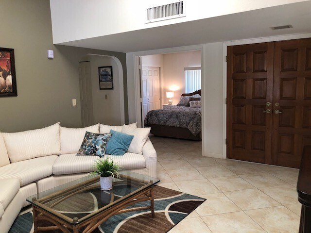 Building Photo - Large & Inviting Home in Leisure World.  A 45+ Active Adult Resort Community Available May throug...