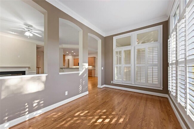 Building Photo - 5826 Riverstone Cir