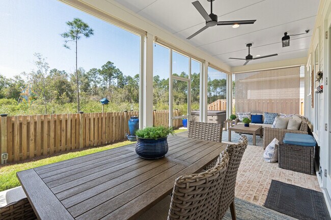 Building Photo - 197 Suwanee Dr