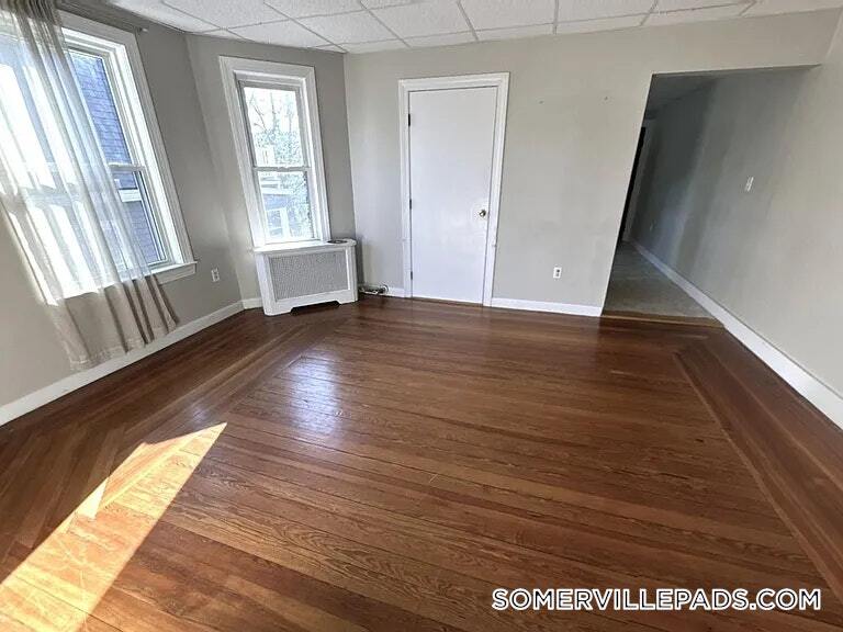 Building Photo - 14 Dow St