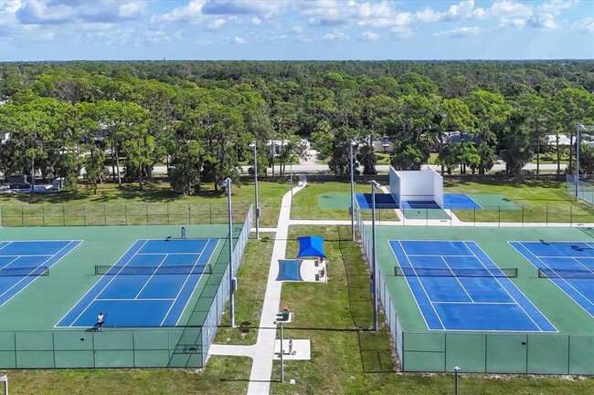 Building Photo - 85 Orange St