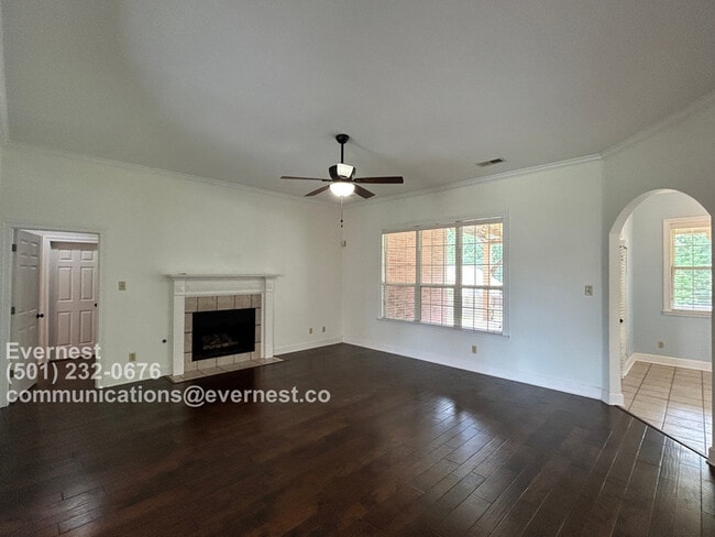 Building Photo - 9501 William Little Dr