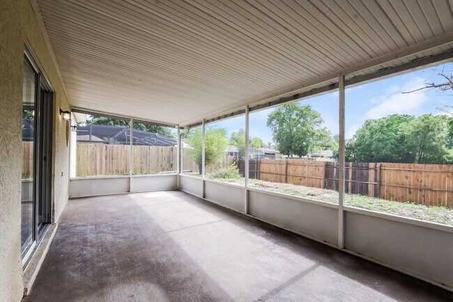 Building Photo - 324 Wekiva Chase Blvd