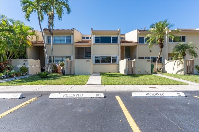 Building Photo - 14271 Kendale Lakes Cir