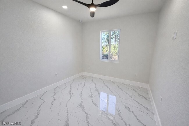 Building Photo - 2421 Milton Ave S