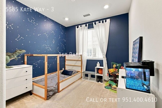 Building Photo - 5585 Kate Way