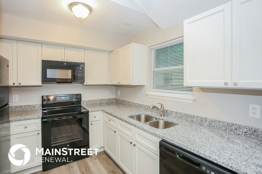 Building Photo - 6503 Santa Cruz Trail