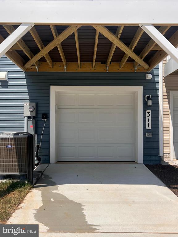 Building Photo - 311 Sandy Btm Cir