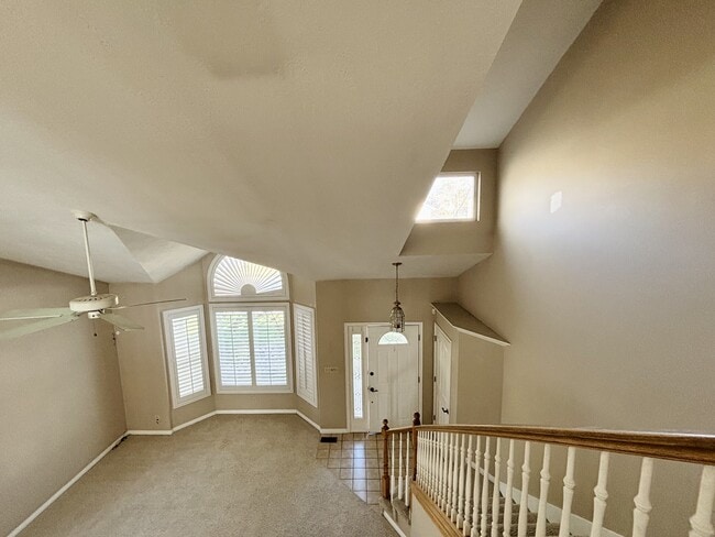 Building Photo - 10152 Snow Iris Way