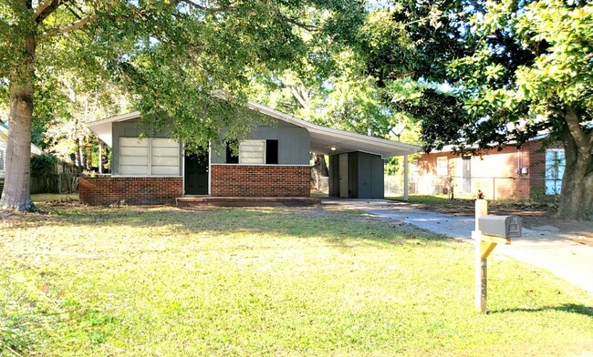 Primary Photo - Cozy 3 Bedroom 1 Bath in Columbus GA