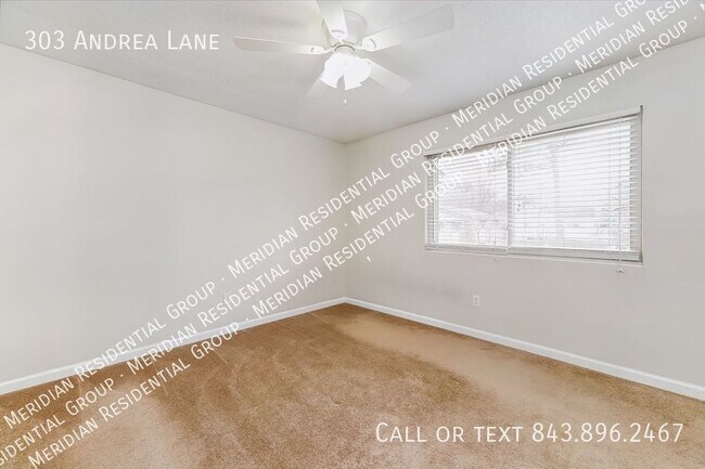 Building Photo - 303 Andrea Ln