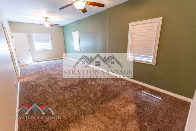 Building Photo - 2249 E Sells Dr