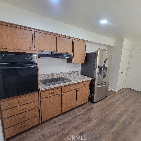 Building Photo - 28894 Portsmouth Dr