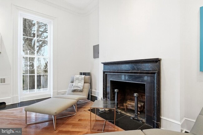 Building Photo - 3308 R St NW