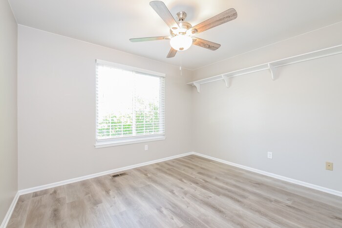 Building Photo - 4230 S Biscay Cir