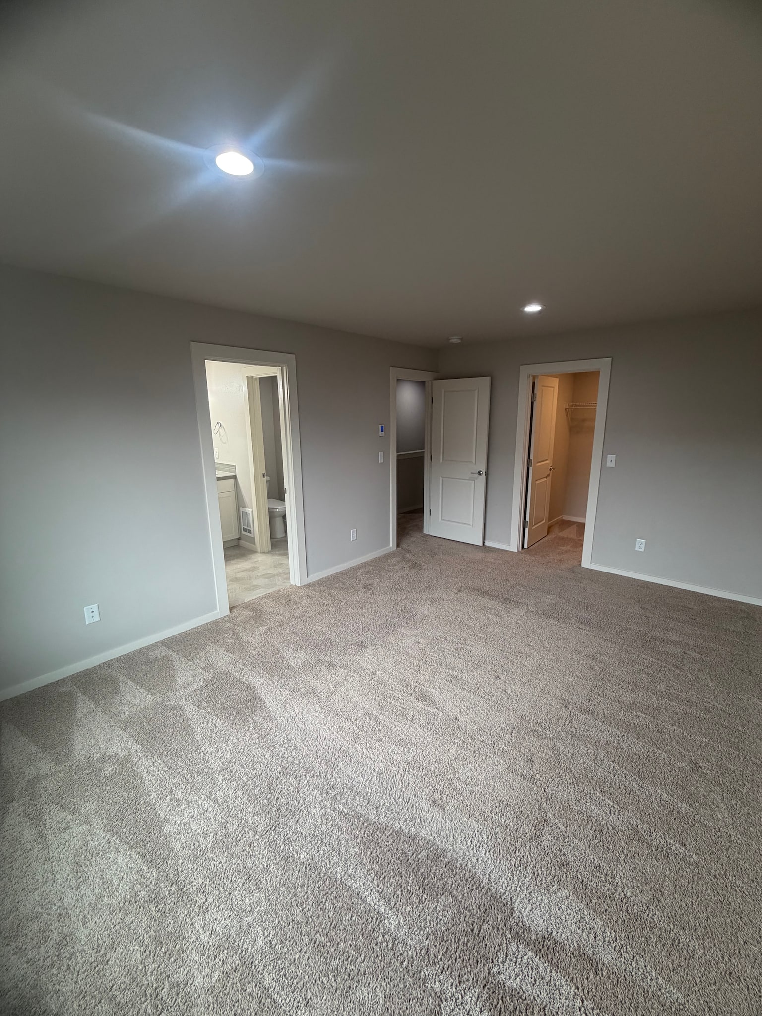 Building Photo - 1049 SW 99th Pl