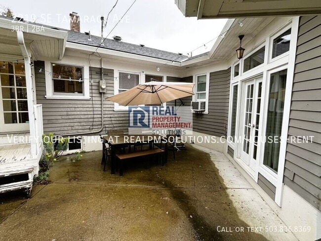 Building Photo - 2219 SE Tamarack Ave