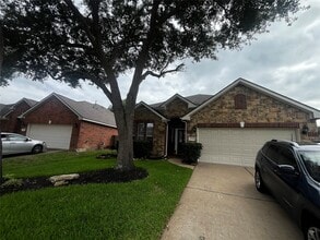 Building Photo - 25935 Orchard Knoll Ln