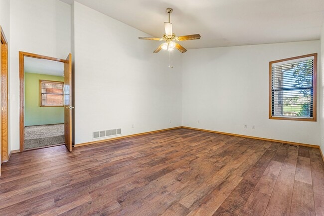 Building Photo - Spacious Home with Central AC and Gas Fire...
