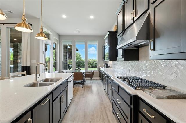 Building Photo - 710 Agave Dr