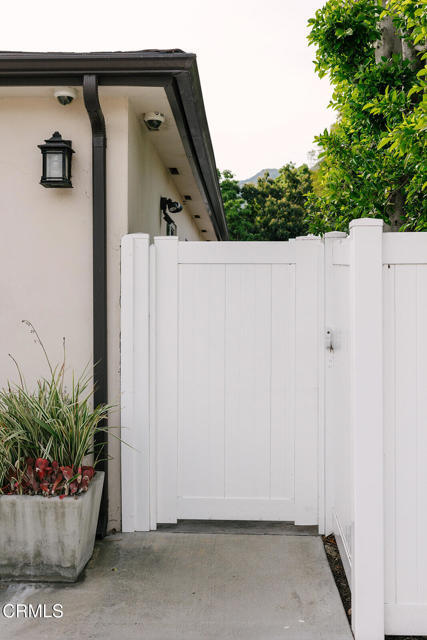 Building Photo - 2506 Weston Pl