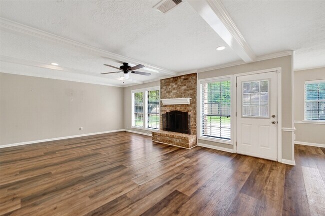 Building Photo - 18111 Shireoak Dr