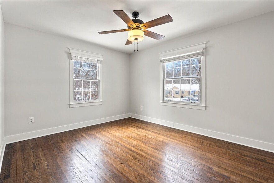 Building Photo - 5527 Linden St