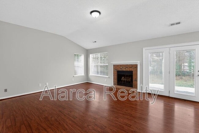 Building Photo - 11025 Scrimshaw Ln