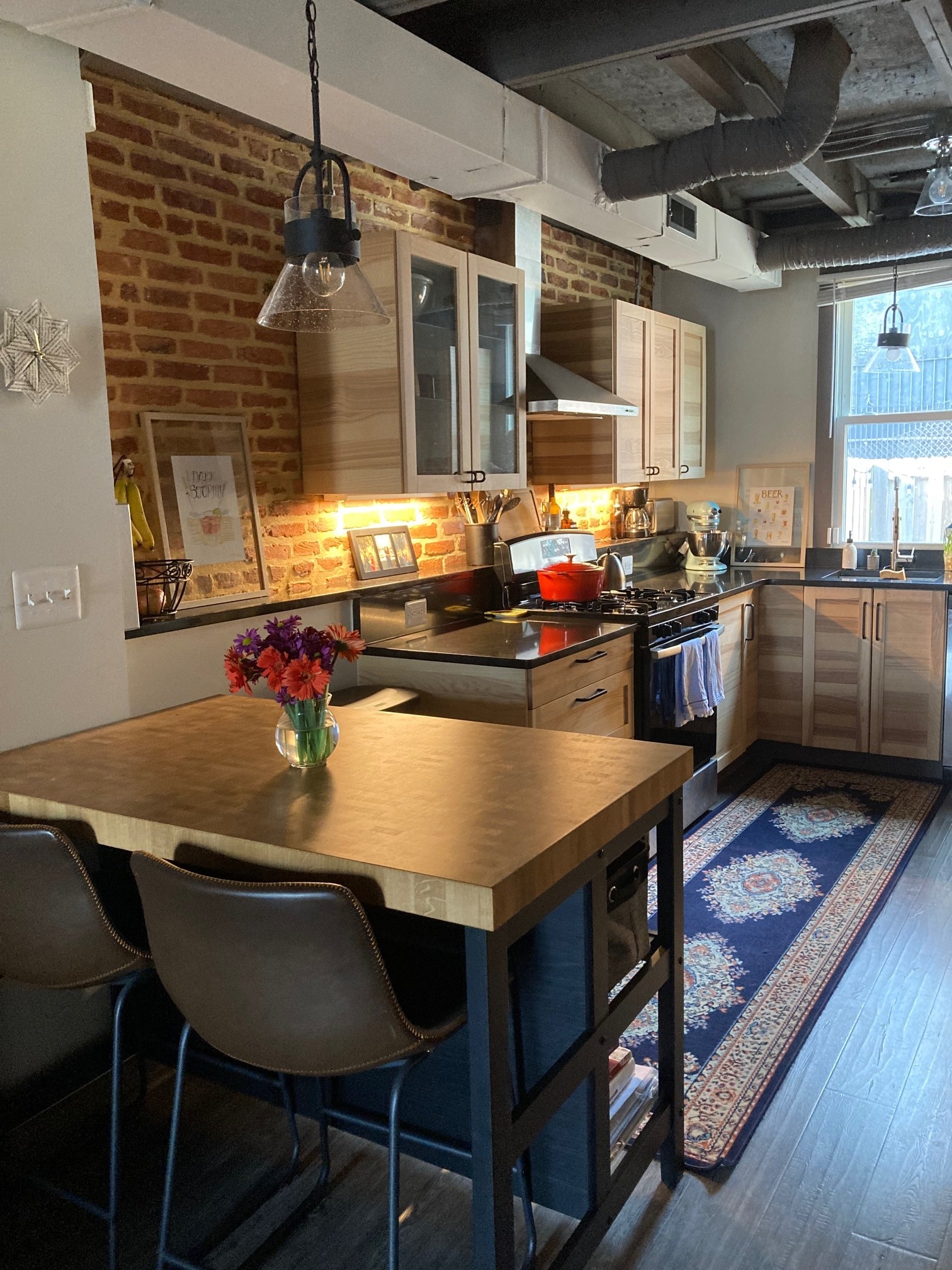 Building Photo - 1602 Latrobe St