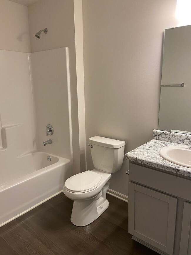 Building Photo - NOW PRELEASING!  Three Bedroom | Two and a Half Bath Home in Spring Hill