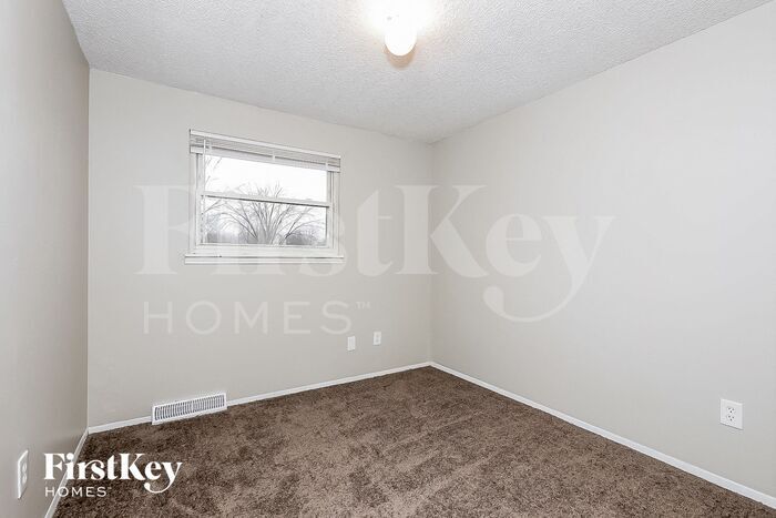 Building Photo - 3545 Malabar St