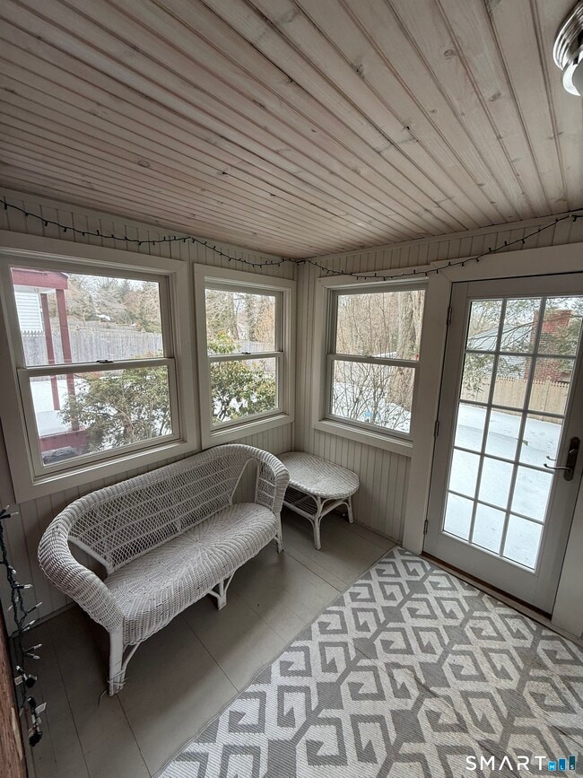 Building Photo - 336 Ridgewood Rd