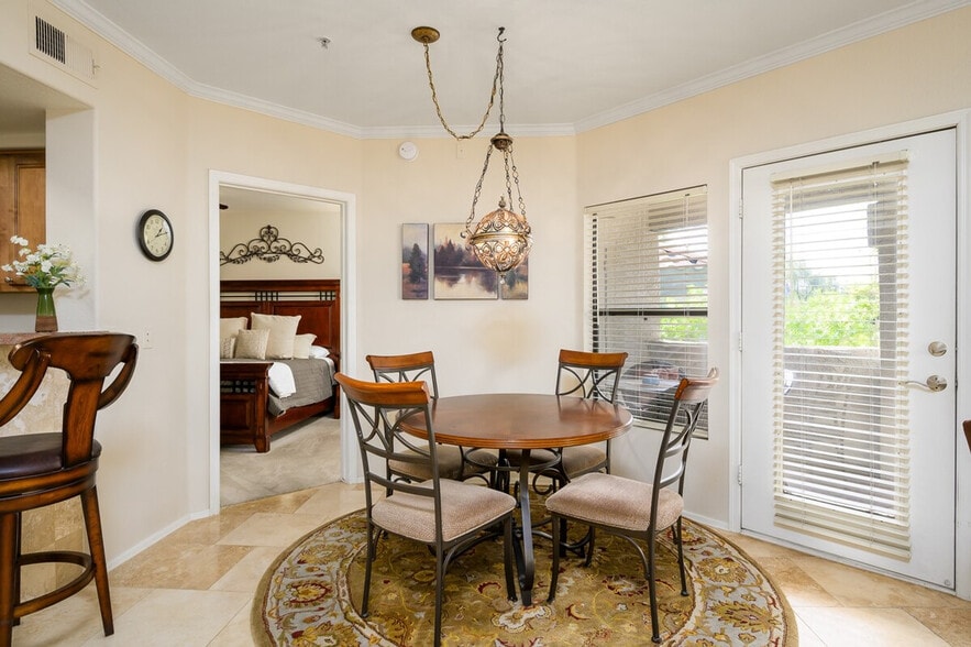 Building Photo - 15095 N Thompson Peak Pkwy